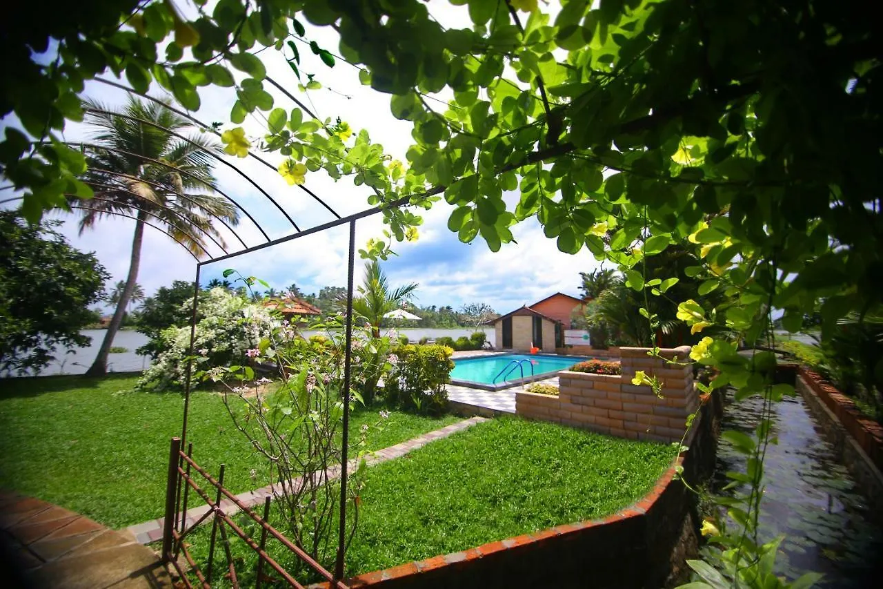 Green Palace Ayurveda Resort, Alleppey Alappuzha 4*,