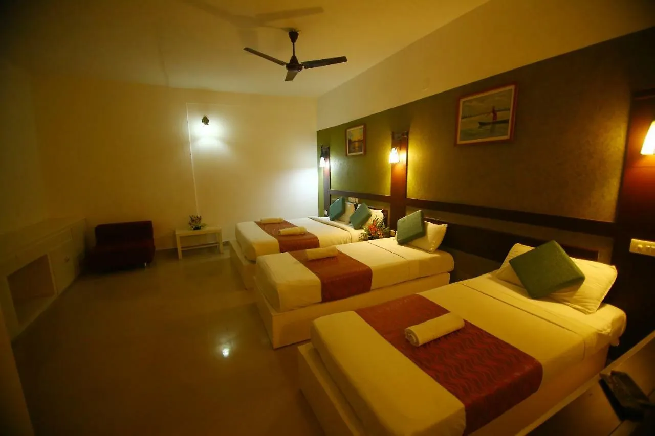 Green Palace Ayurveda Resort, Alleppey Alappuzha Resort